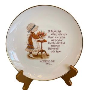 Holly Hobbie Plate